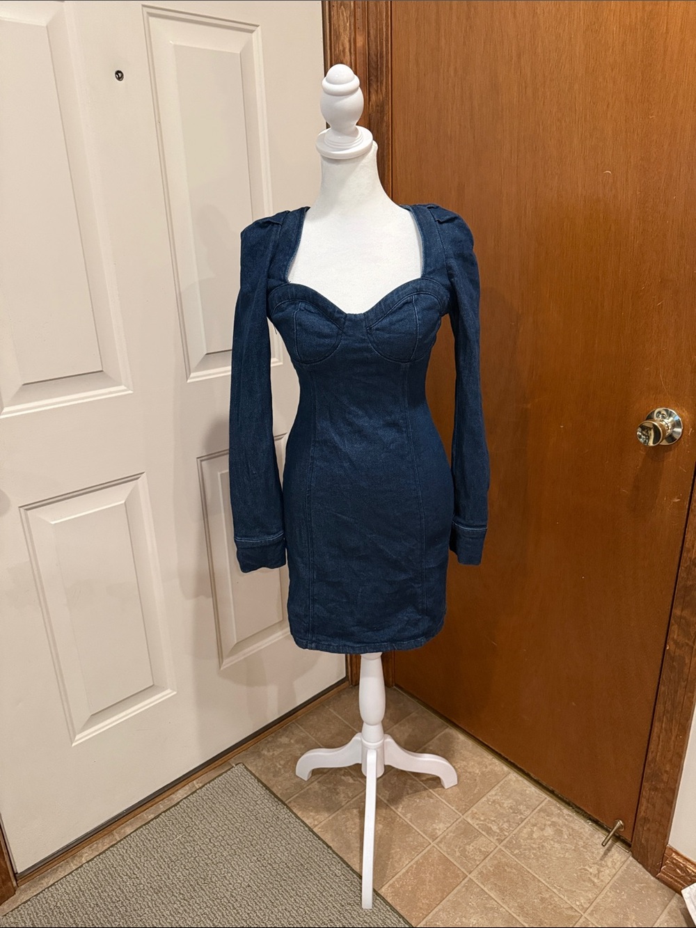 Forever 21 Dark Blue Denim Long-Sleeve Sweetheart Mini Dress